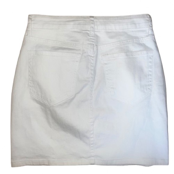 Windsor Ally White NWT High Rise Mini Distressed Skirt Large Waist 30 inches - Picture 2 of 8
